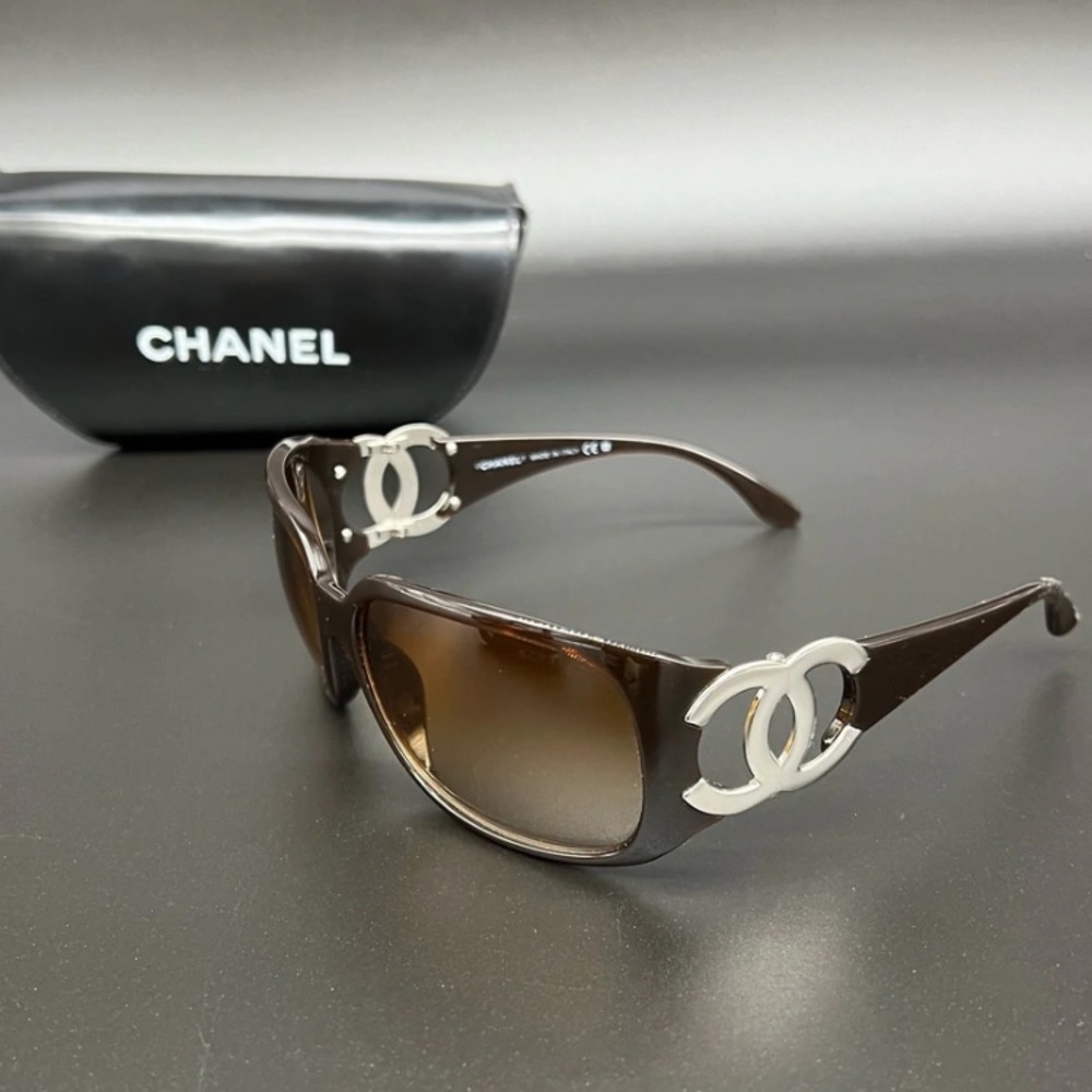 CHANEL 6014 Logo Sunglasses